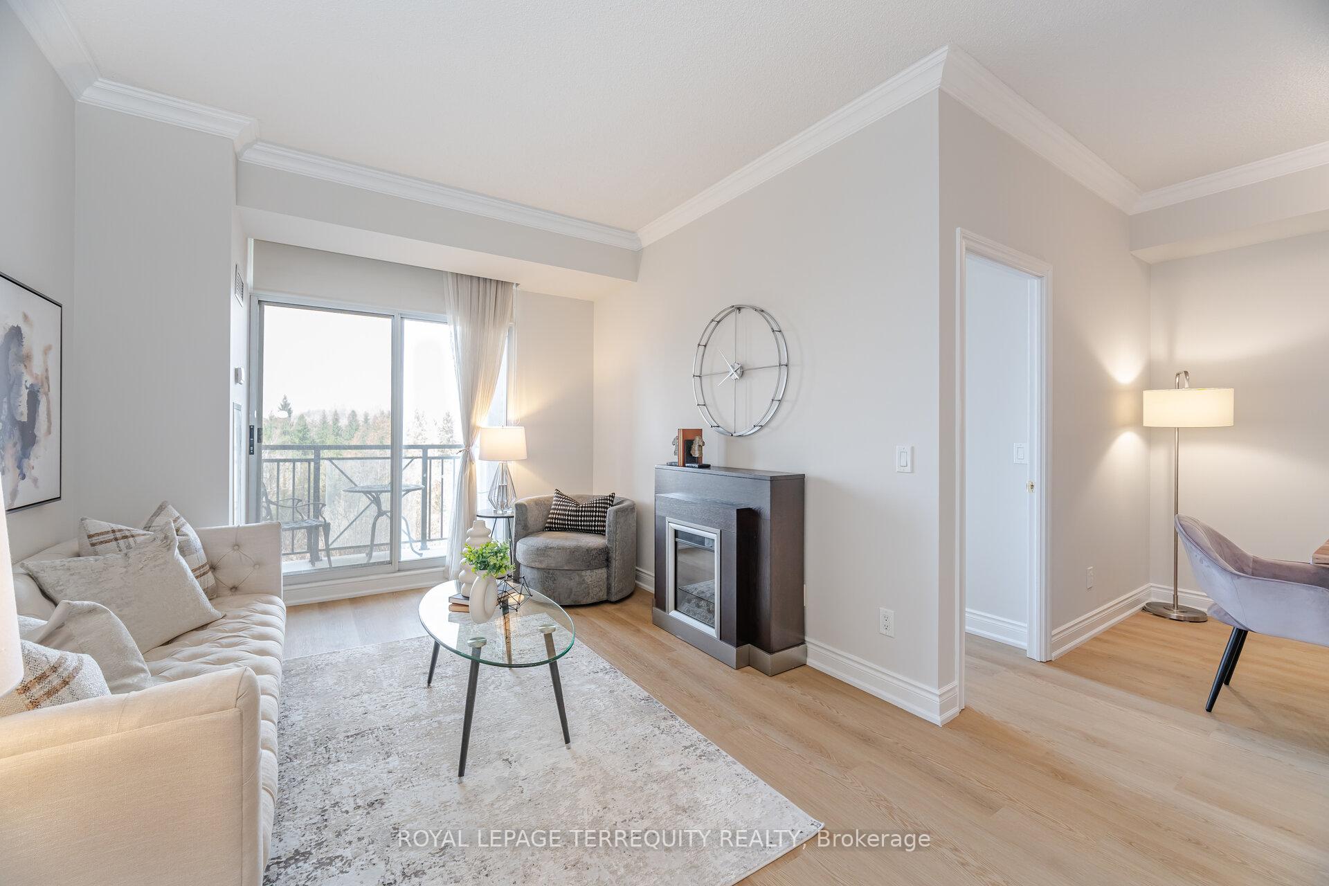 2 Bedrooms Condo at 1101 Leslie,  Toronto For sale