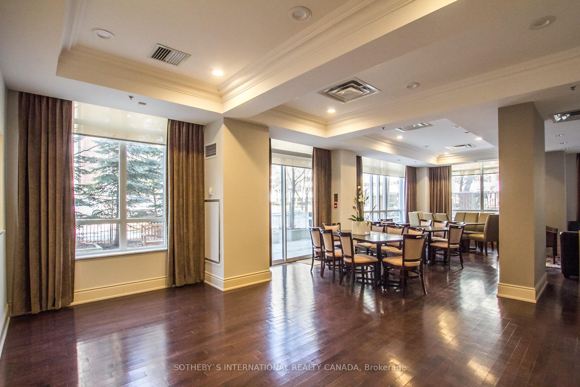 3 Bedrooms Condo at 55 Delisle,  Toronto For sale