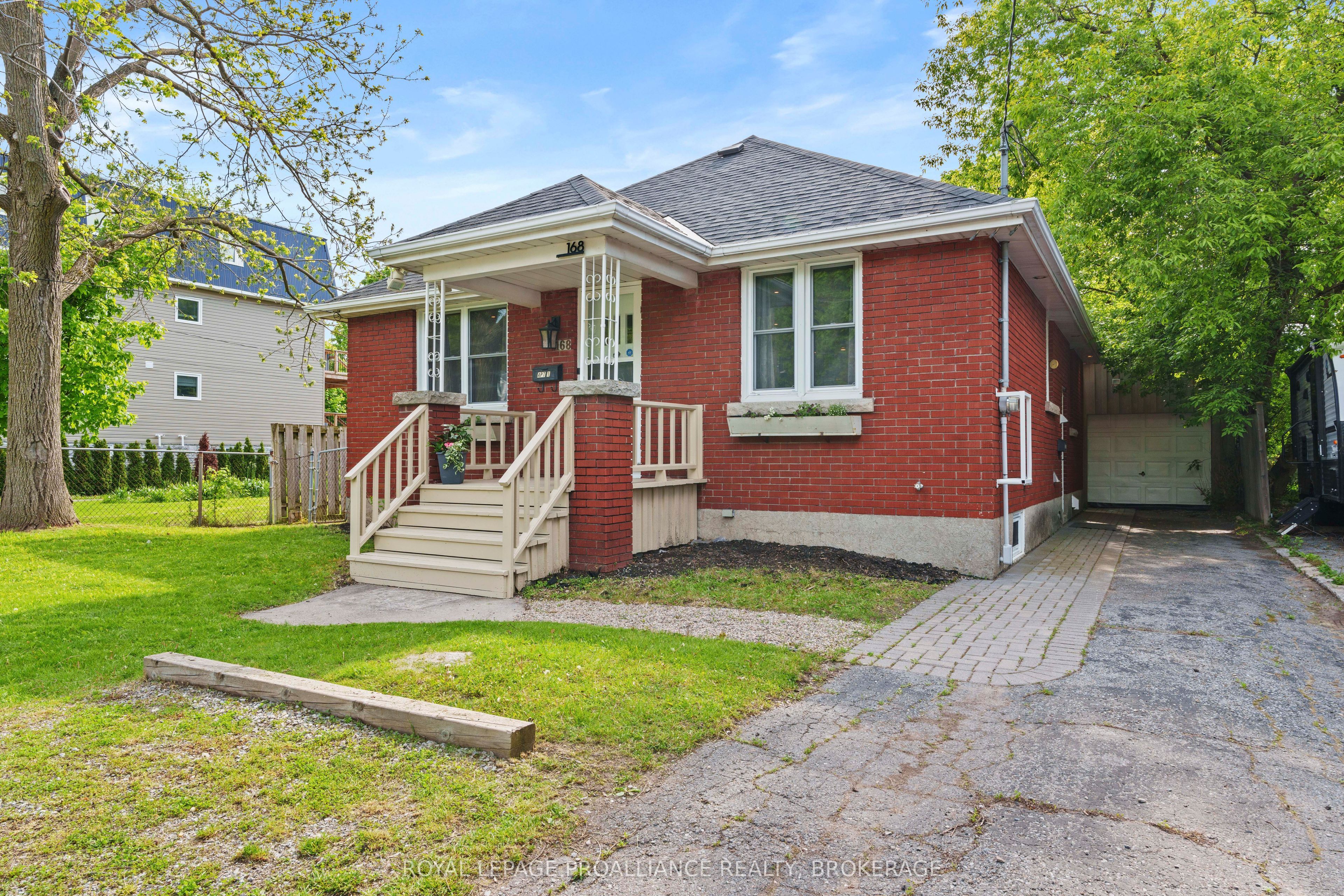 168 MacDonnell Street