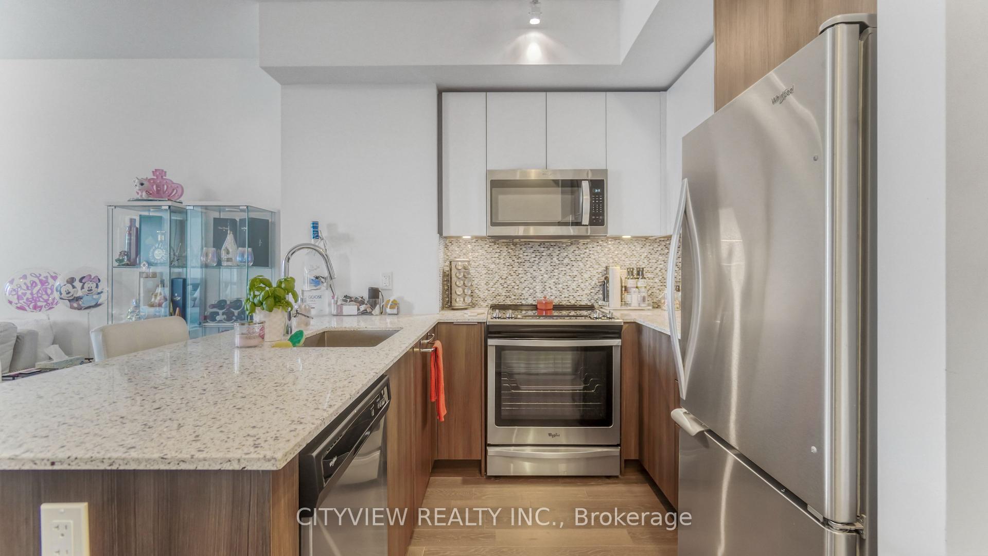 2 Bedrooms Condo at 20 Shore Breeze, Toronto For sale