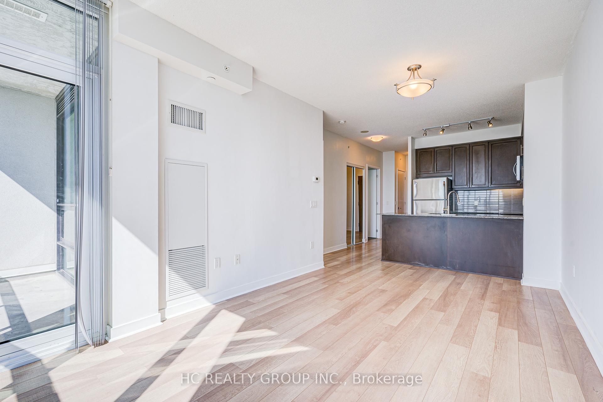 2 Bedrooms Condo at 3975 Grand Park, Mississauga For sale