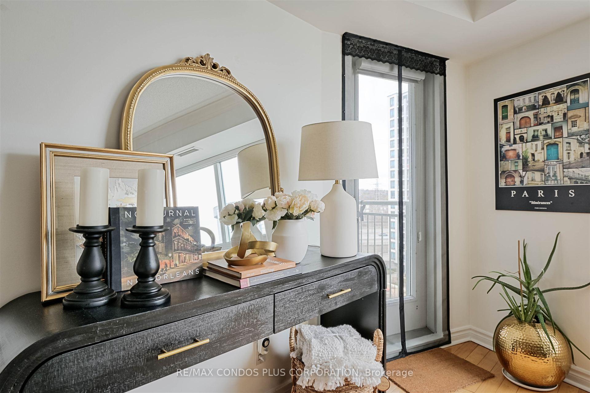 2 Bedrooms Condo at 2111 Lake Shore,  Toronto For sale