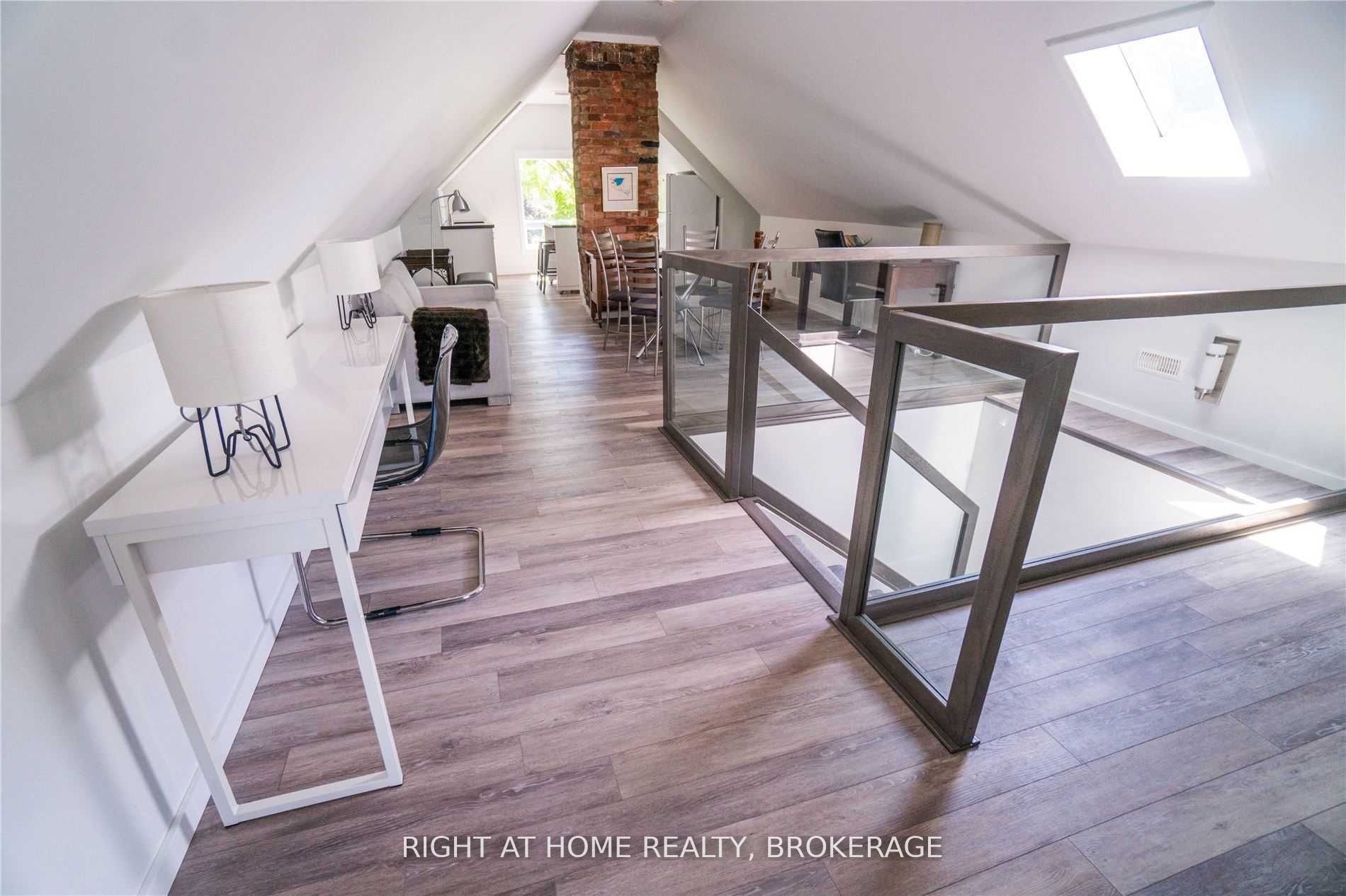 164 Trafalgar Road, #Loft