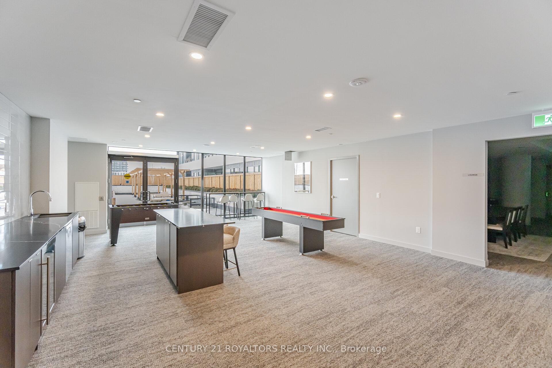 2 Bedrooms Condo at 859 The Queensway, Toronto For sale