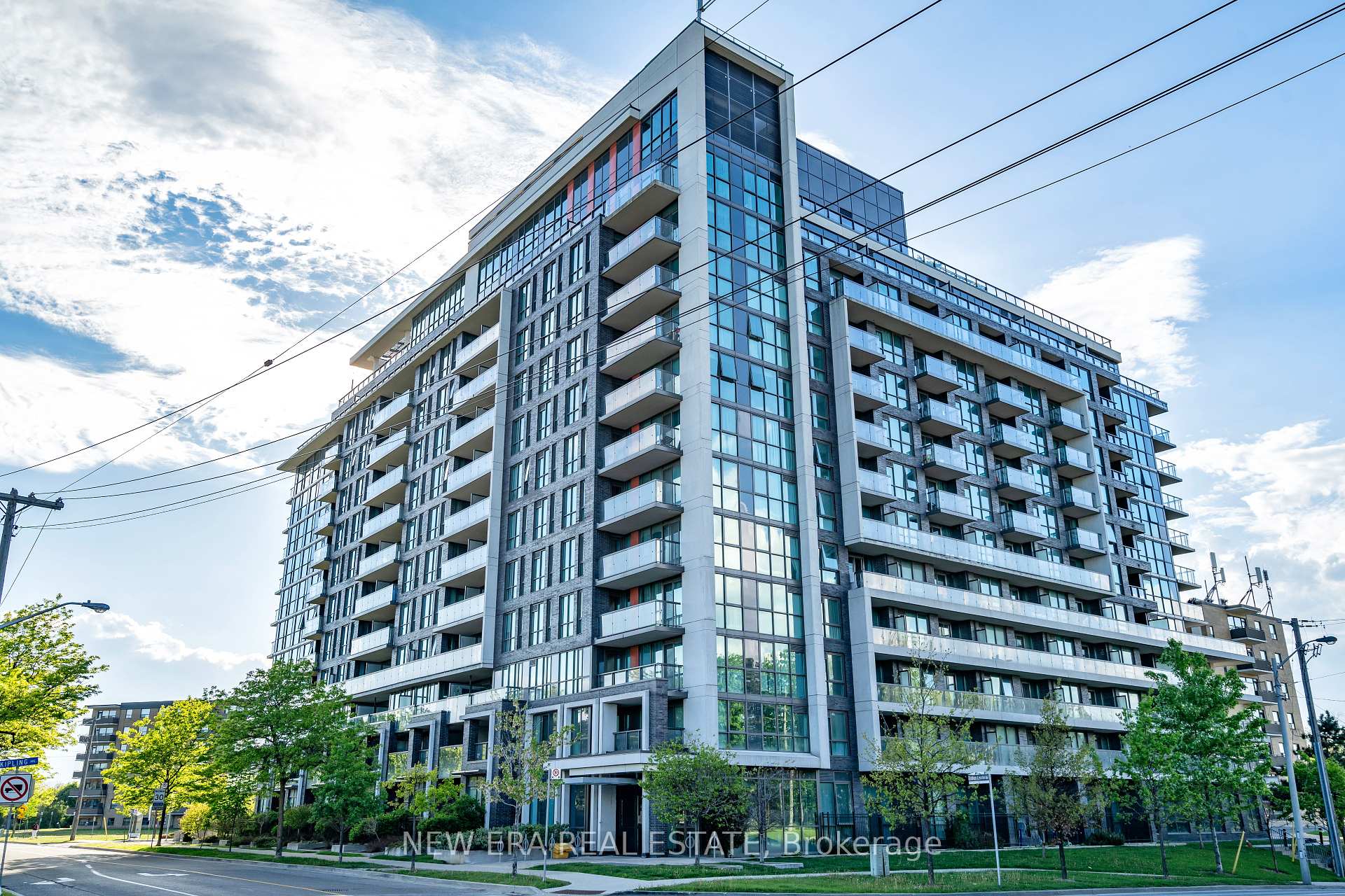 2 Bedrooms Condo at 80 Esther Lorrie, Toronto For sale