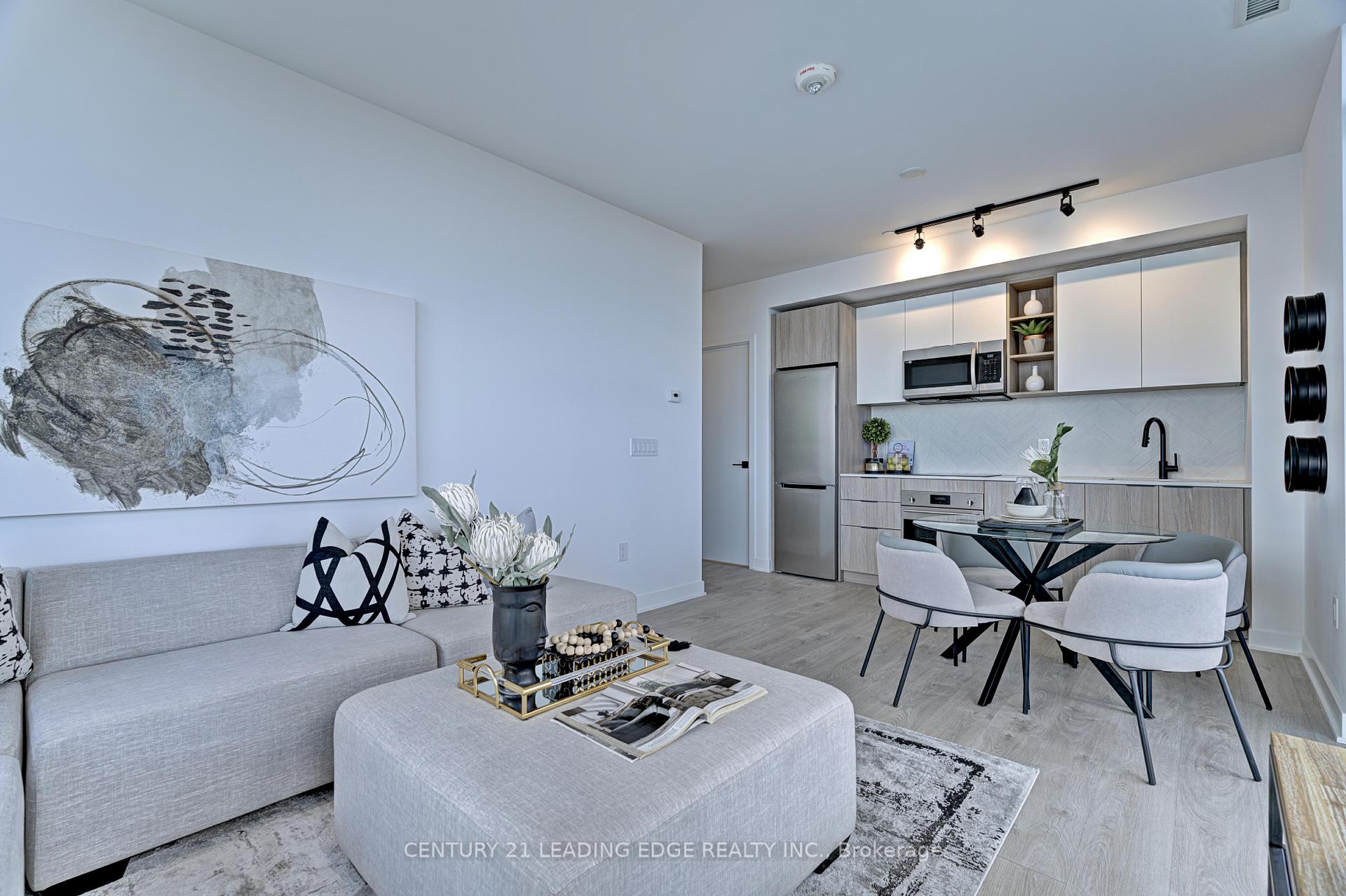 3 Bedrooms Condo at 36 ZORRA, Toronto For sale