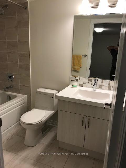 3 Bedrooms Condo at 157 William Duncan, Toronto For sale