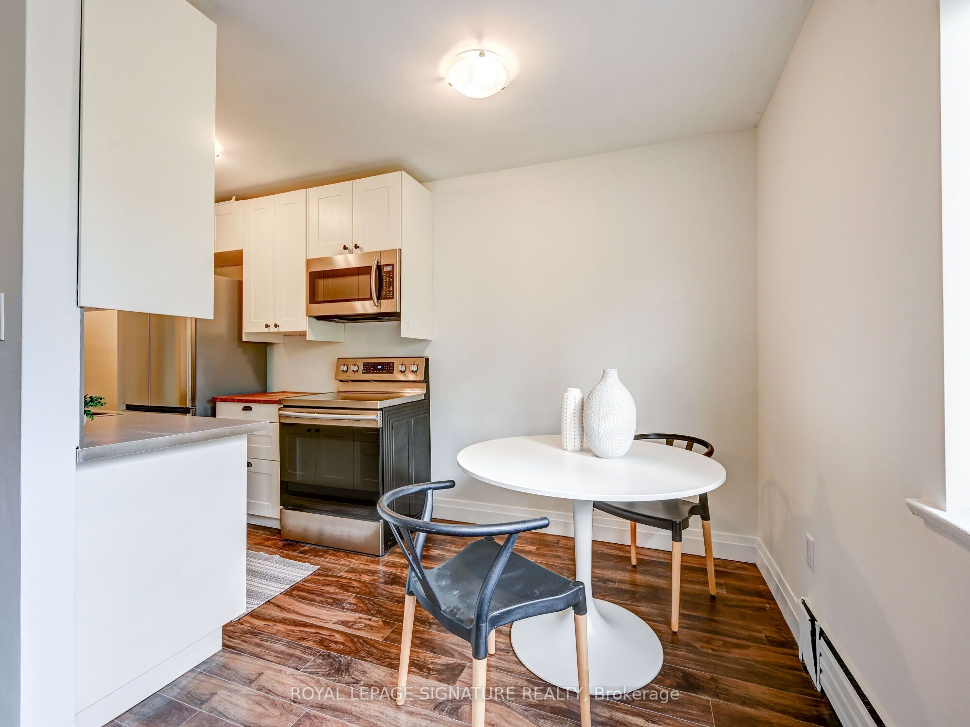 40 Cavell Avenue, Toronto W06 Mimico