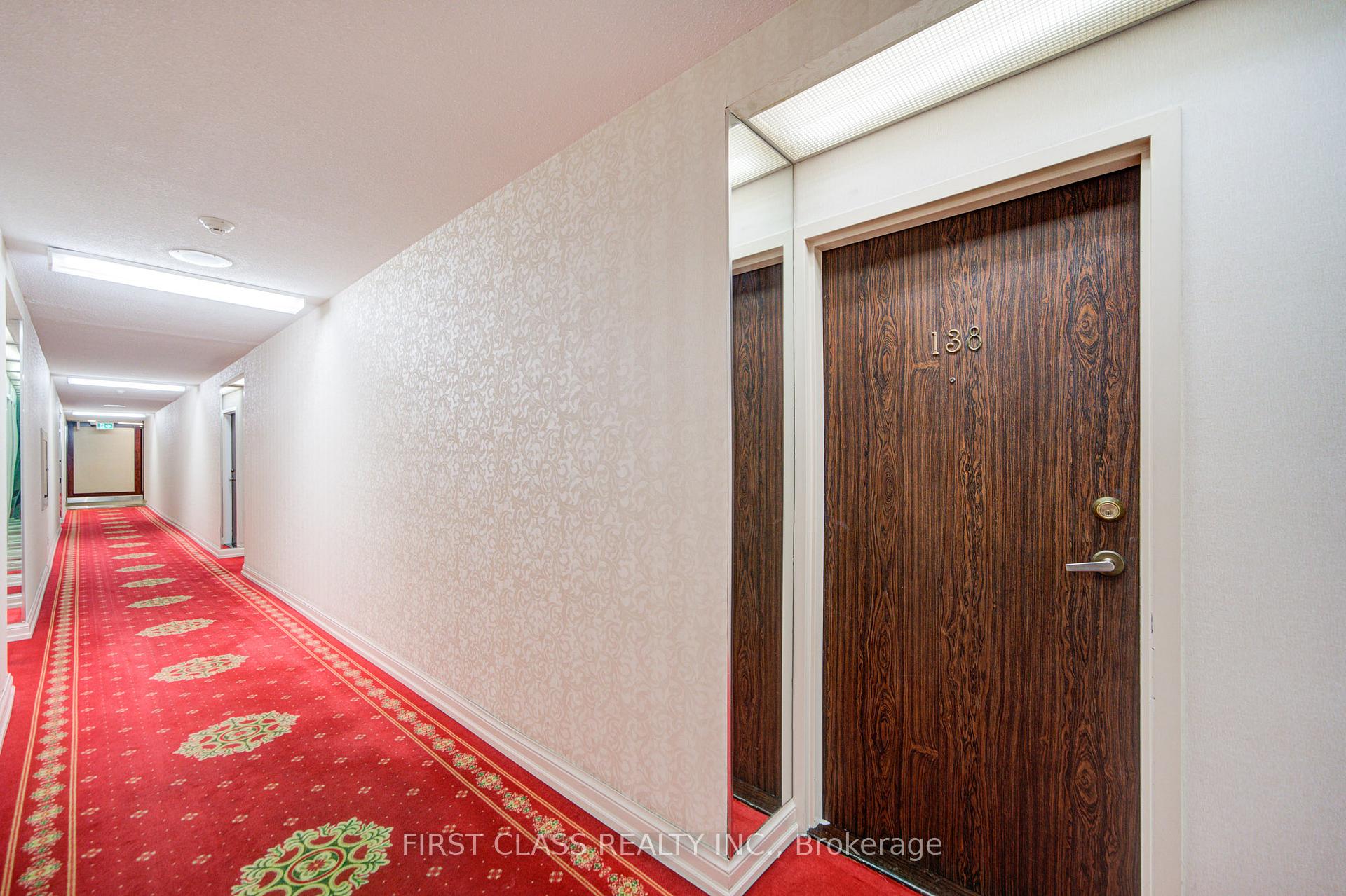 3 Bedrooms Condo at 25 Bamburgh, Toronto For sale