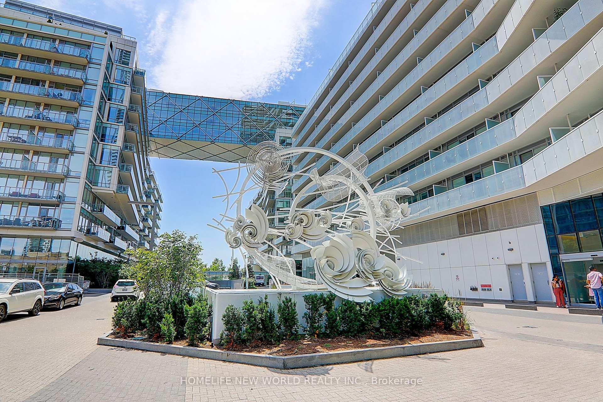 1 Bedroom Condo at 15 Queens, Toronto For sale