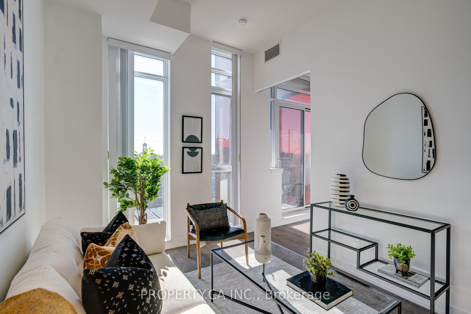 2 Bedrooms Condo at 297 College, Toronto For sale