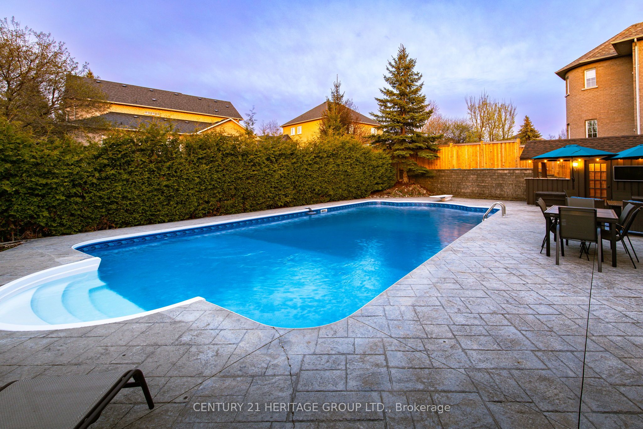 673 Chaleur Place