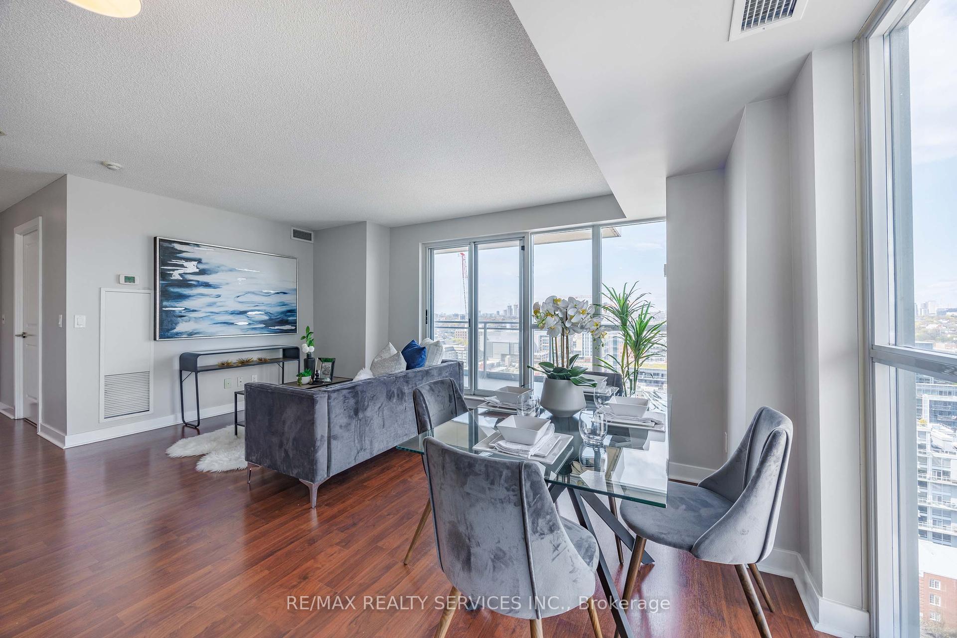2 Bedrooms Condo at 100 Western Battery,  Toronto For sale