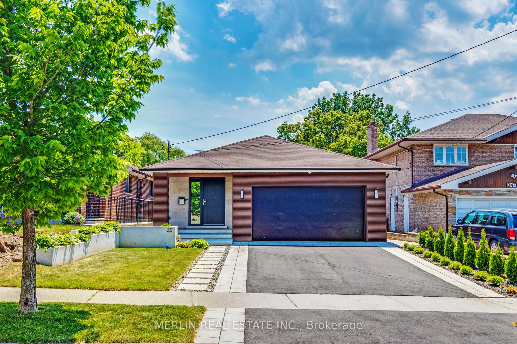 351 Maple Leaf Drive, Toronto, ON M6L 1P4