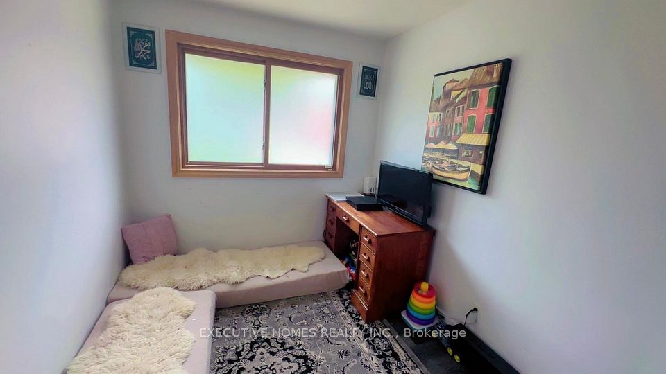 18 SILVERDALE