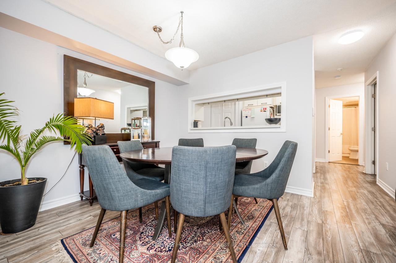 3 Bedrooms Condo at 1450 Glen Abbey,  Oakville For sale
