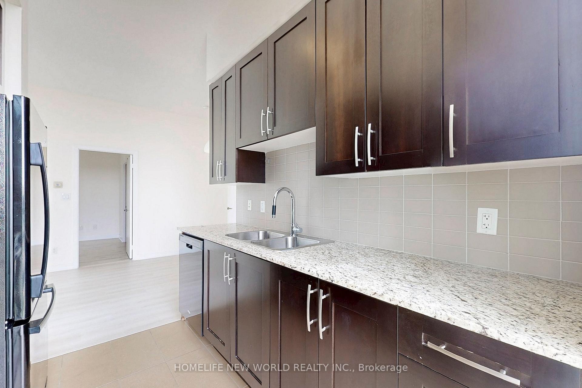 2 Bedrooms Condo at 4070 Confederation, Mississauga For sale