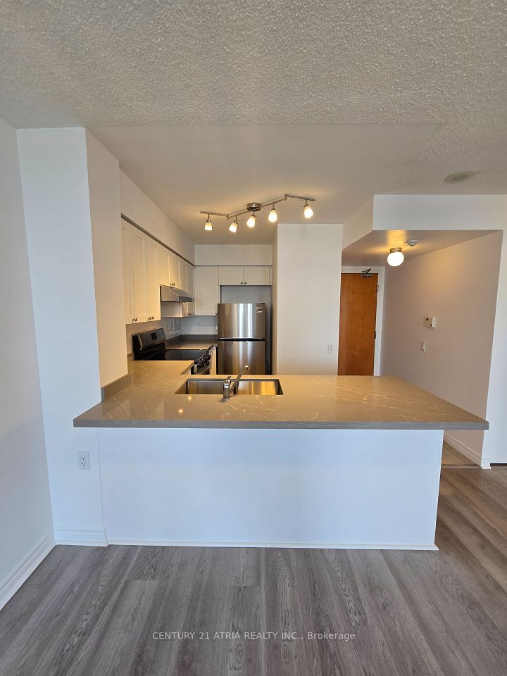 #917 - 9017 Leslie Street, Richmond Hill, ON L4B 4R8
