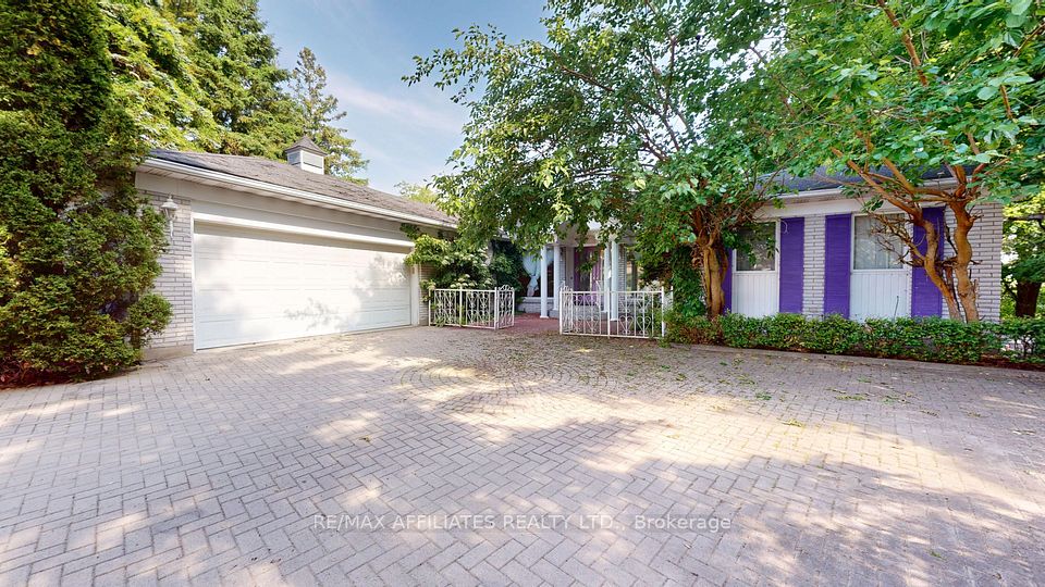 31 Pineview