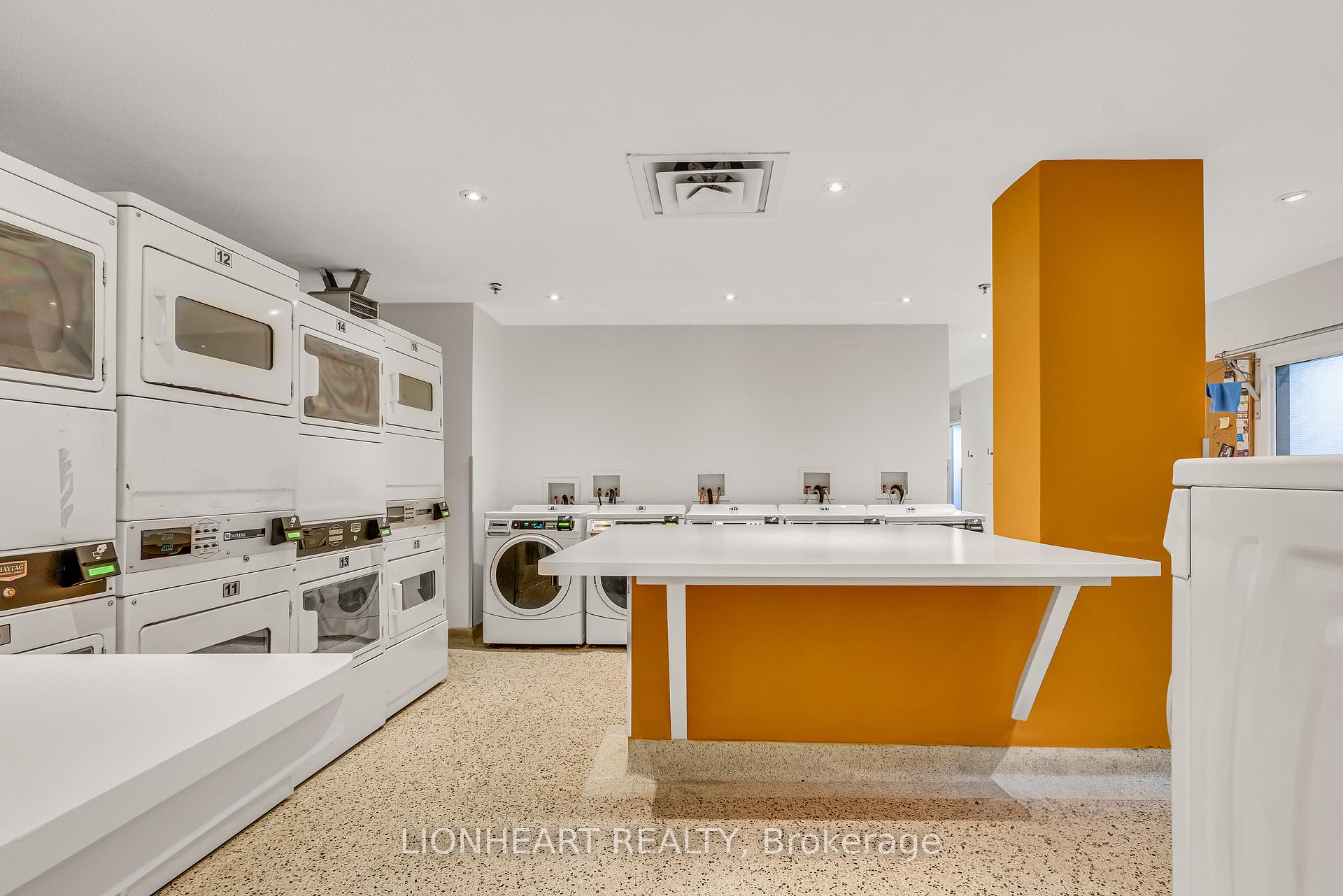 Condo at 40 Homewood, Toronto For sale