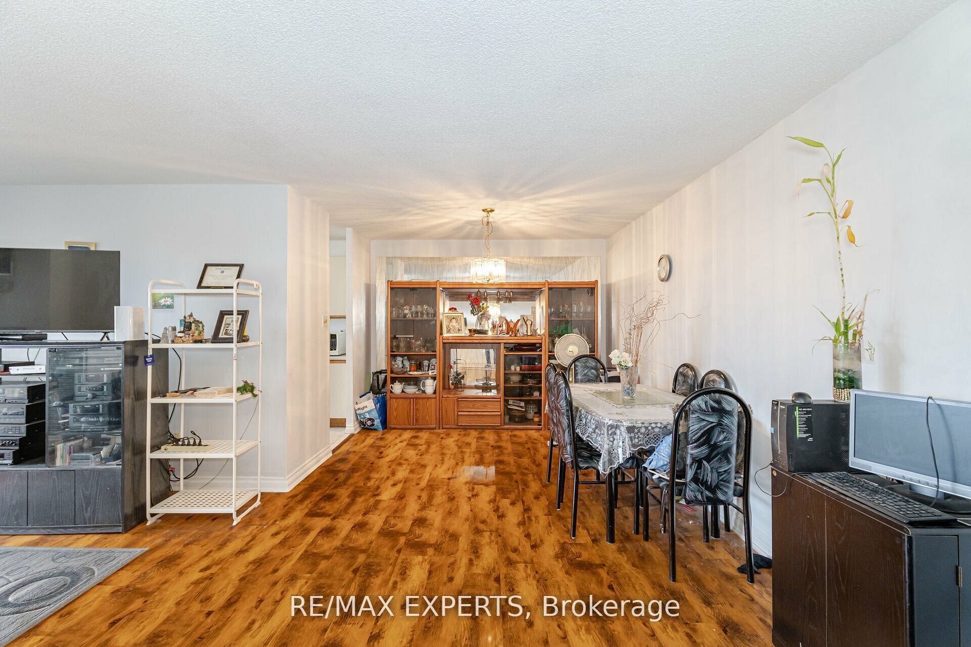 25 Kensington Road 1407