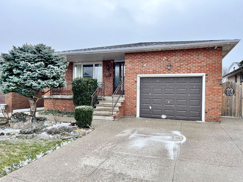 39 Lisgar Court