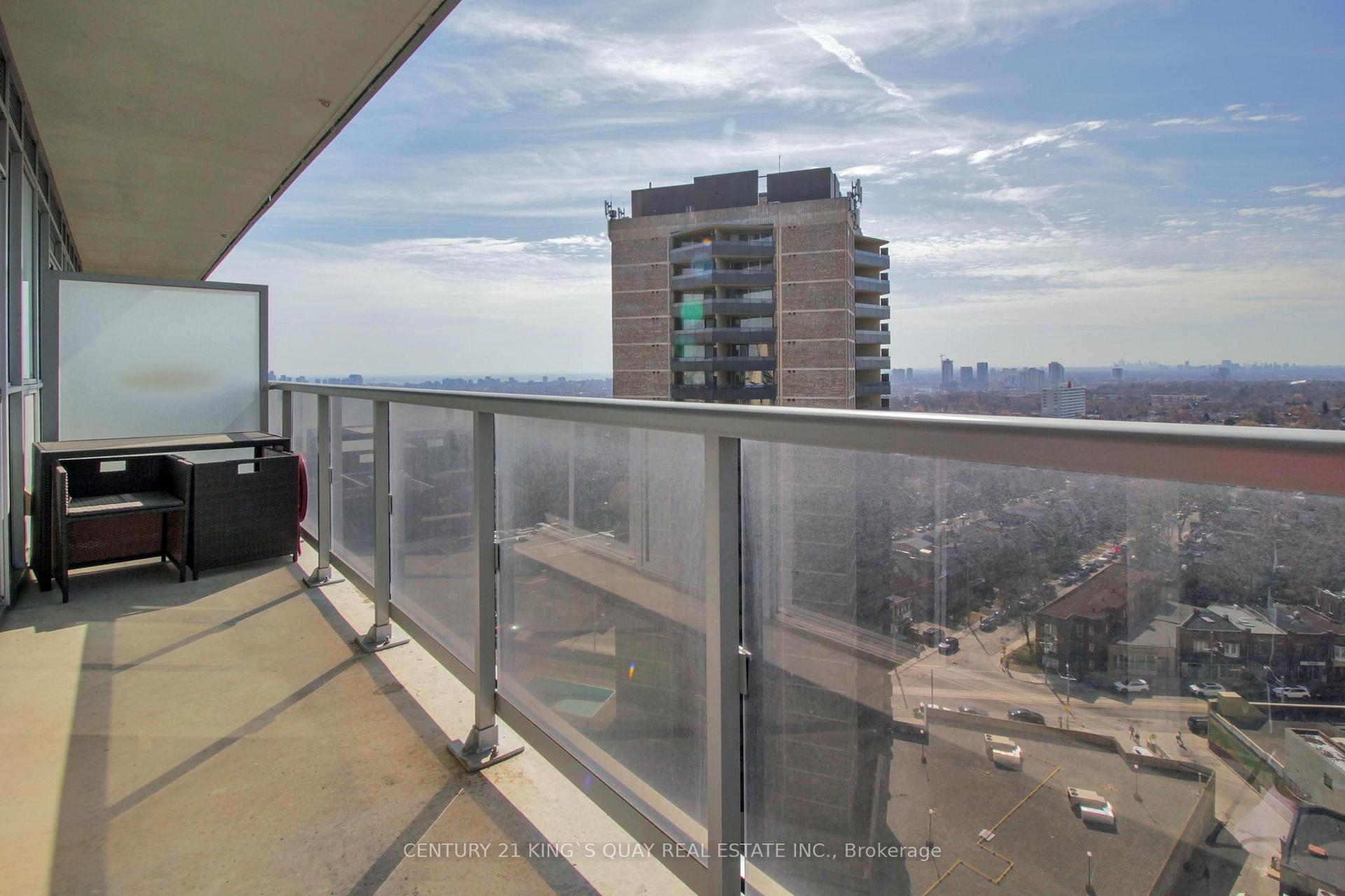 2 Bedrooms Condo at 501 St Clair,  Toronto For sale