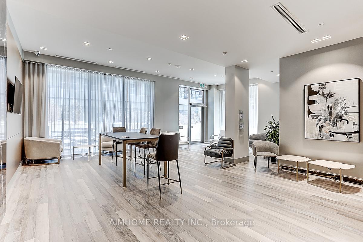 2 Bedrooms Condo at 38 Forest Manor,  Toronto For sale