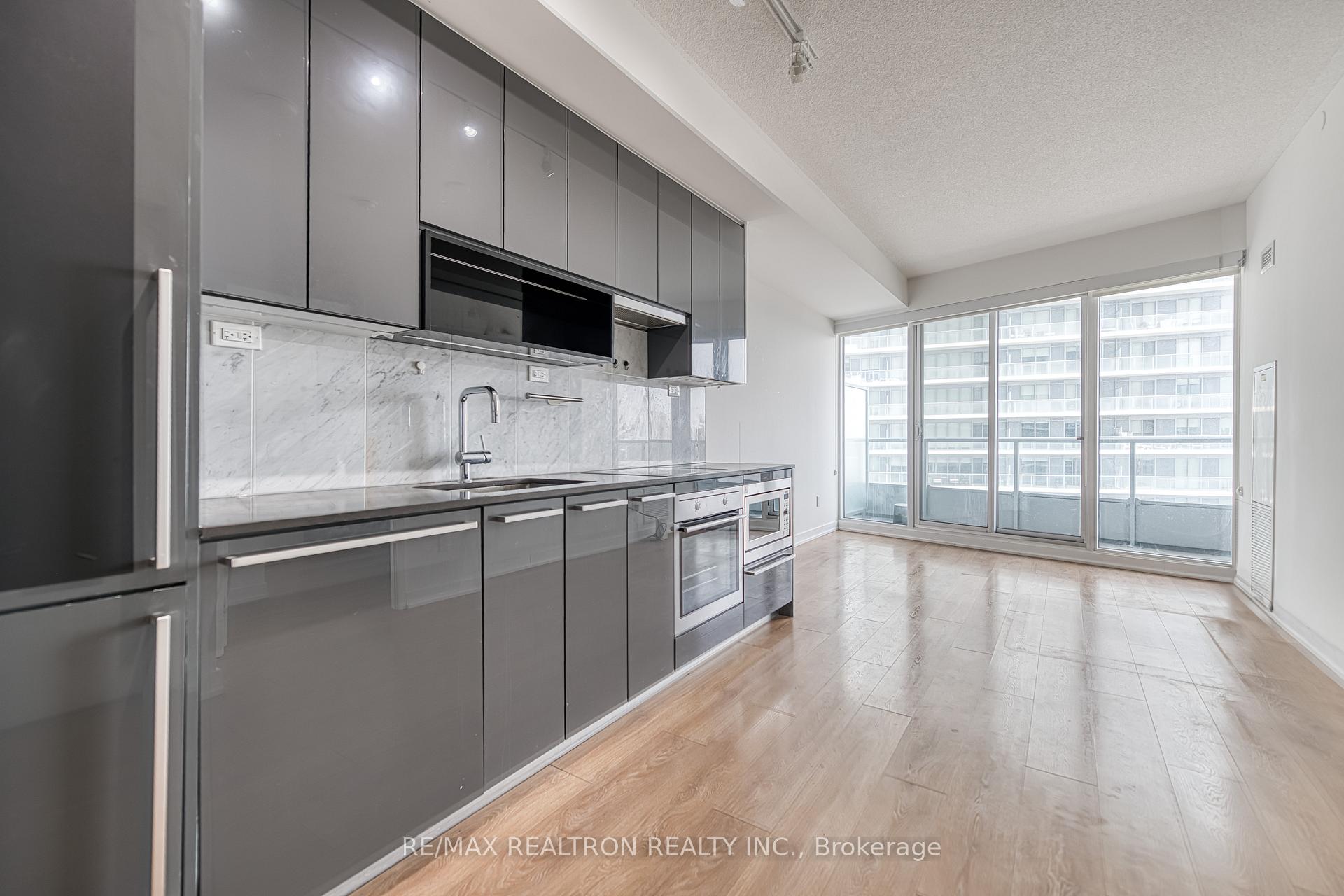 1 Bedroom Condo at 115 Mcmahon, Toronto For sale