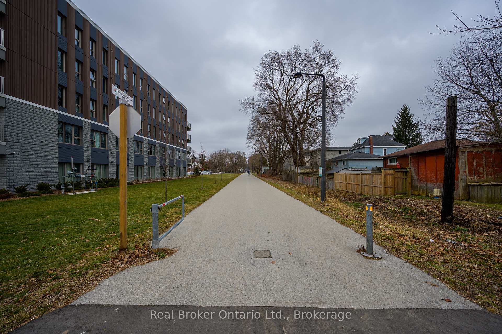 1 Bedroom Condo at 77 Leland, Hamilton For sale