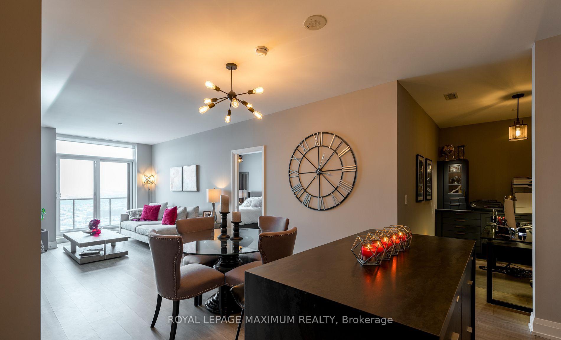 3 Bedrooms Condo at 3700 Highway 7, Vaughan For sale