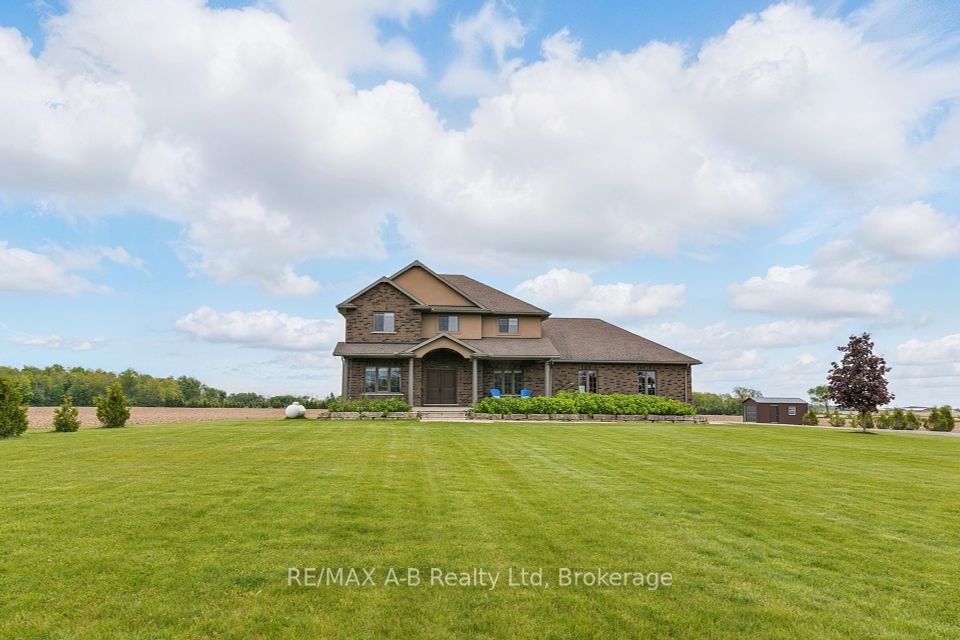 3321 Perth Road 140, Perth South, ON N0K 1V0