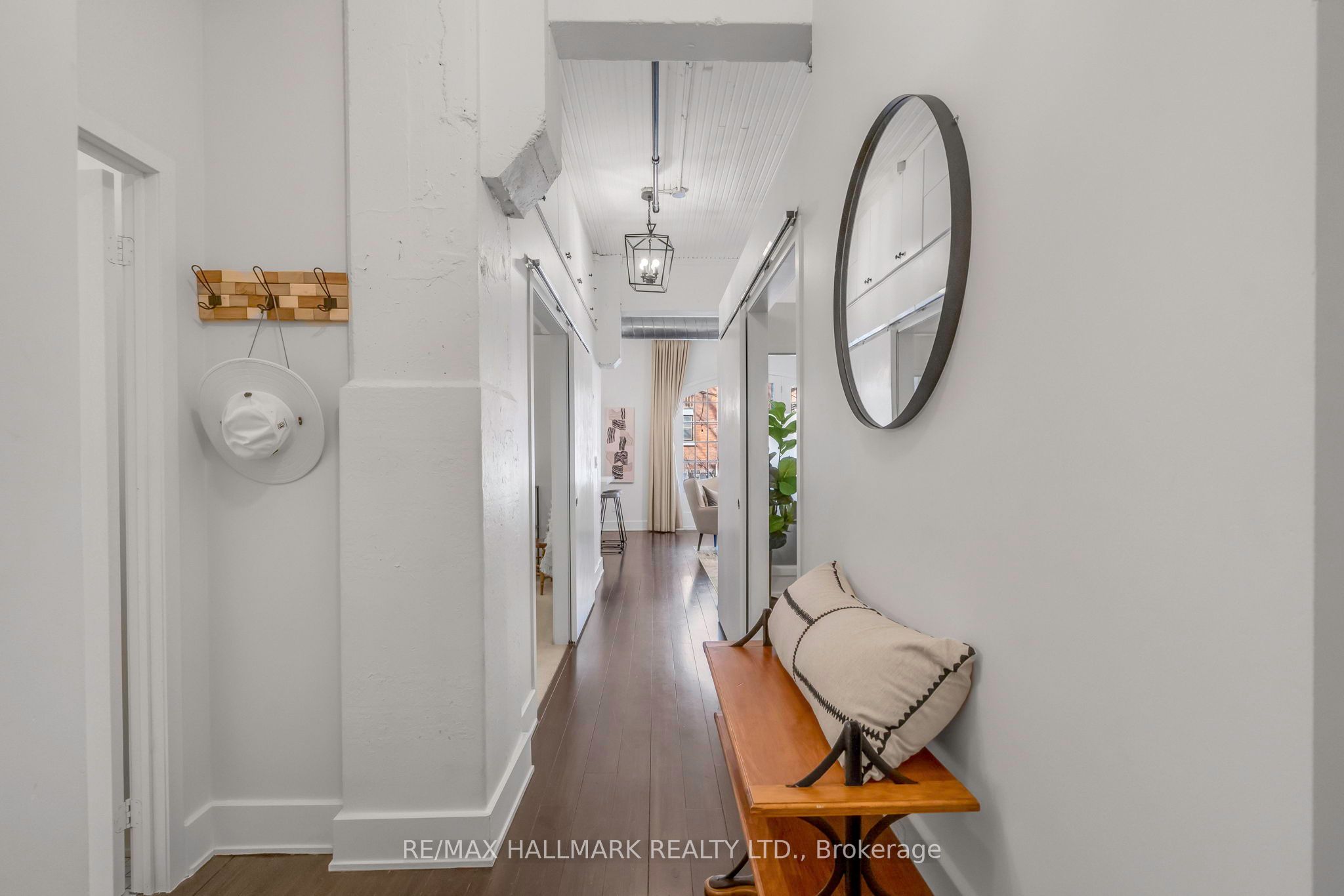 183 Dovercourt Road, #106