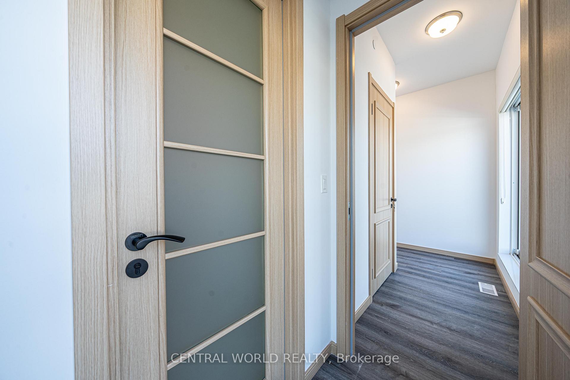 2 Bedrooms Condo at 50 Morecambe, Toronto For sale