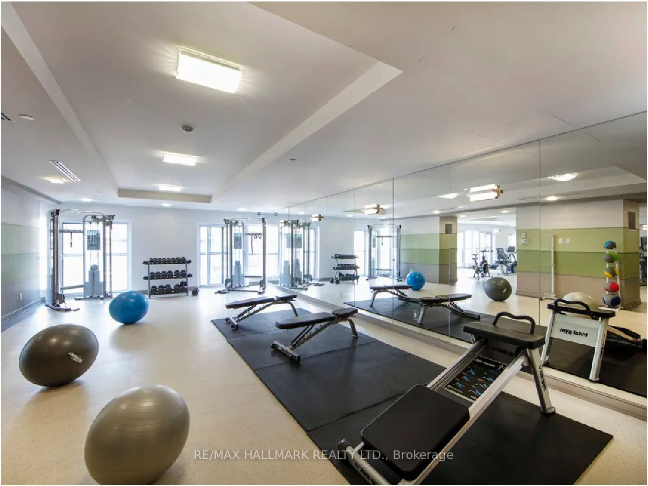 570 Bay Street, #308