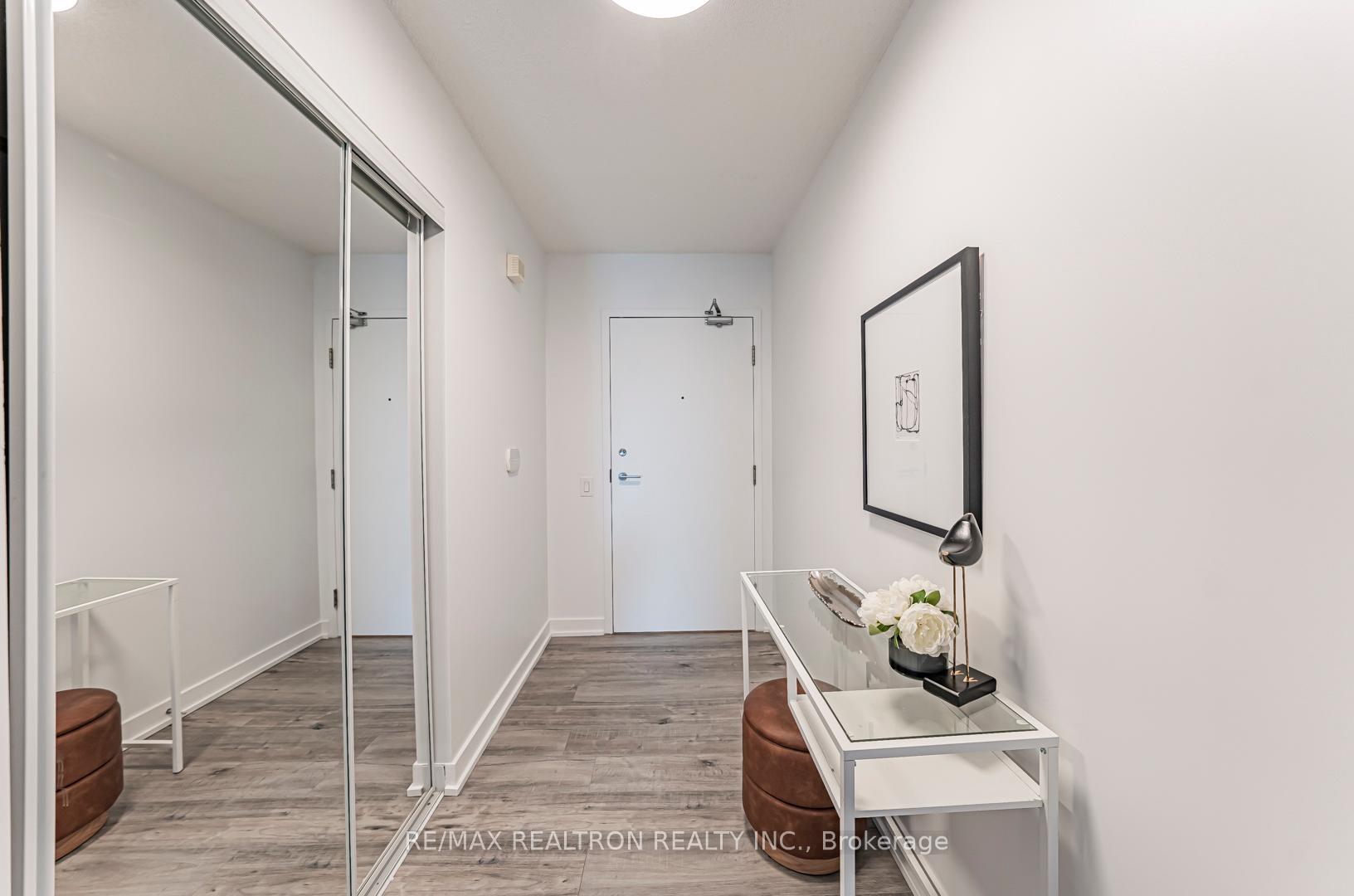 3 Bedrooms Condo at 29 Singer, Toronto For sale