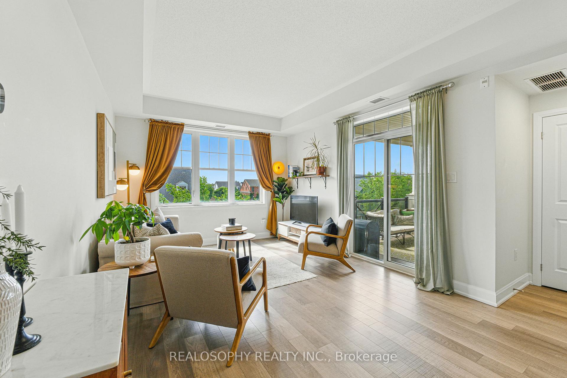 2 Bedrooms Condo at 2333 Sawgrass, Oakville For sale