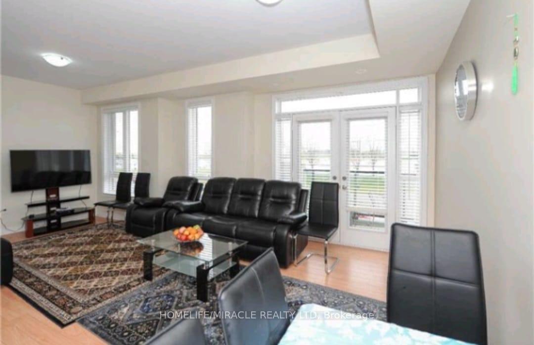 2 Bedrooms Condo at 9601 Jane, Vaughan For sale