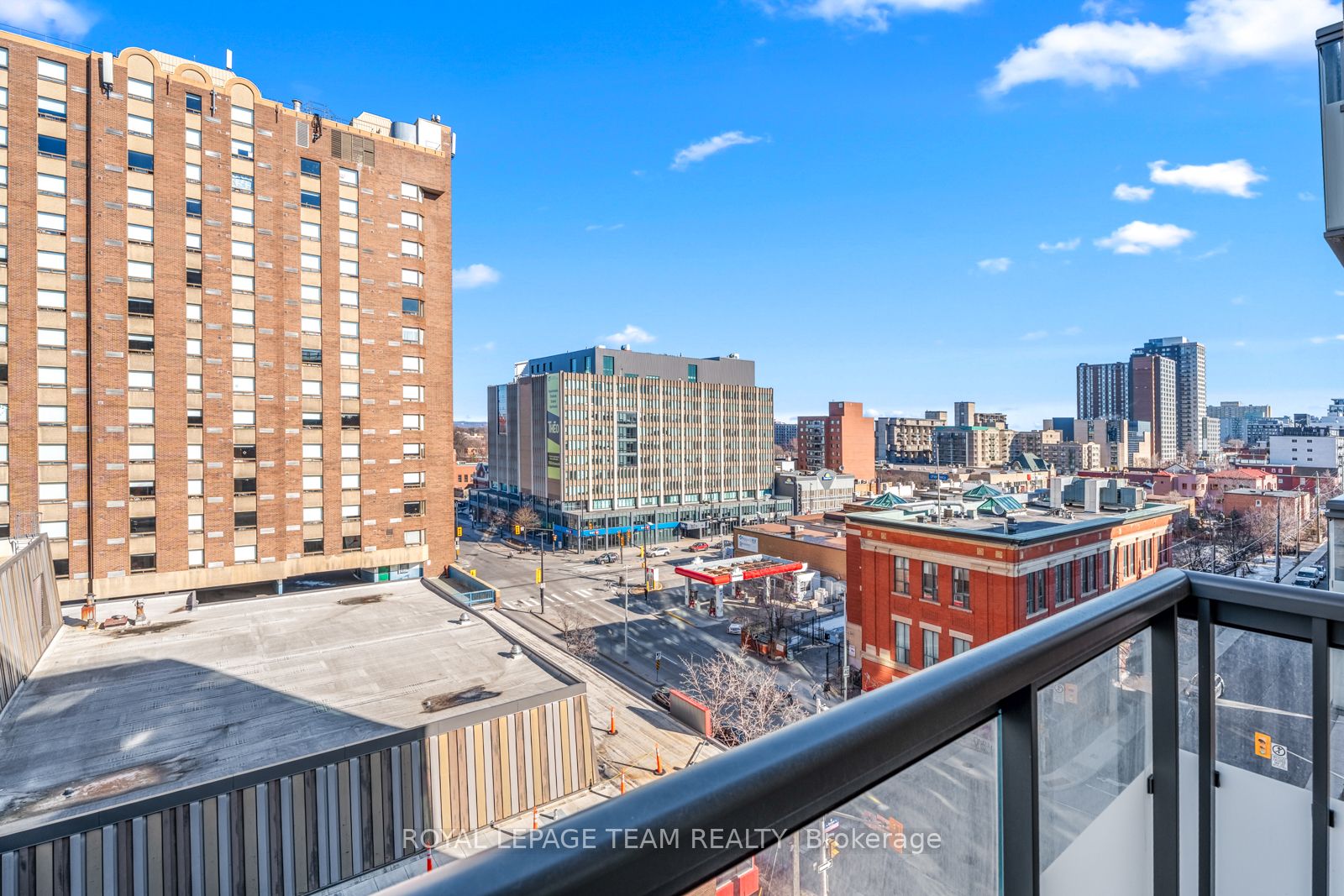 238 Besserer Street, #711