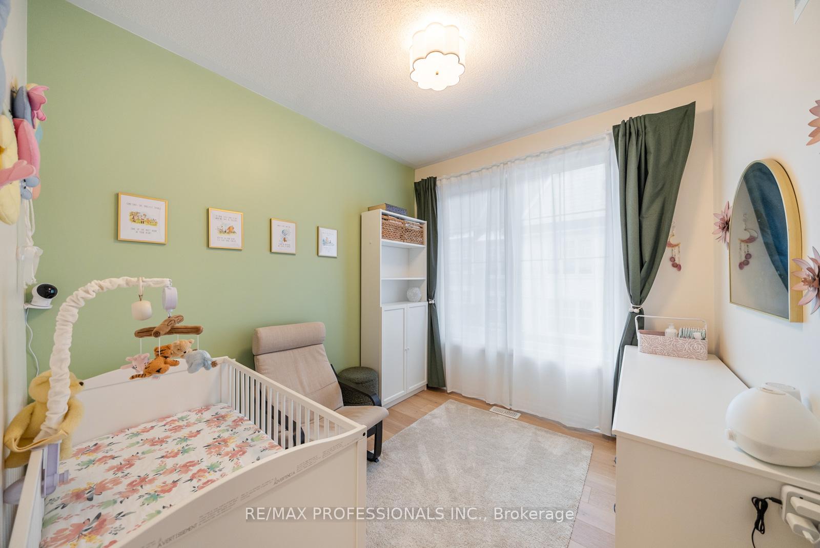 2 Bedrooms Condo at 1437 Lakeshore,  Mississauga For sale