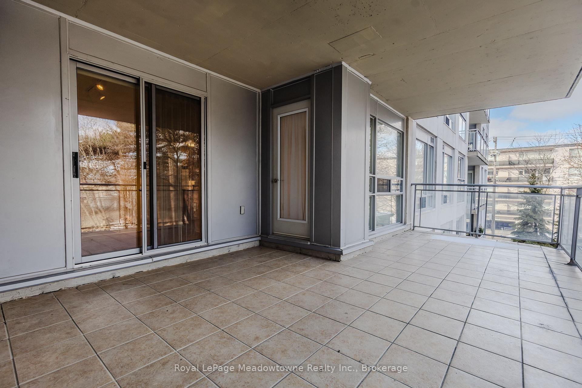 2 Bedrooms Condo at 1801 Bayview, Toronto For sale