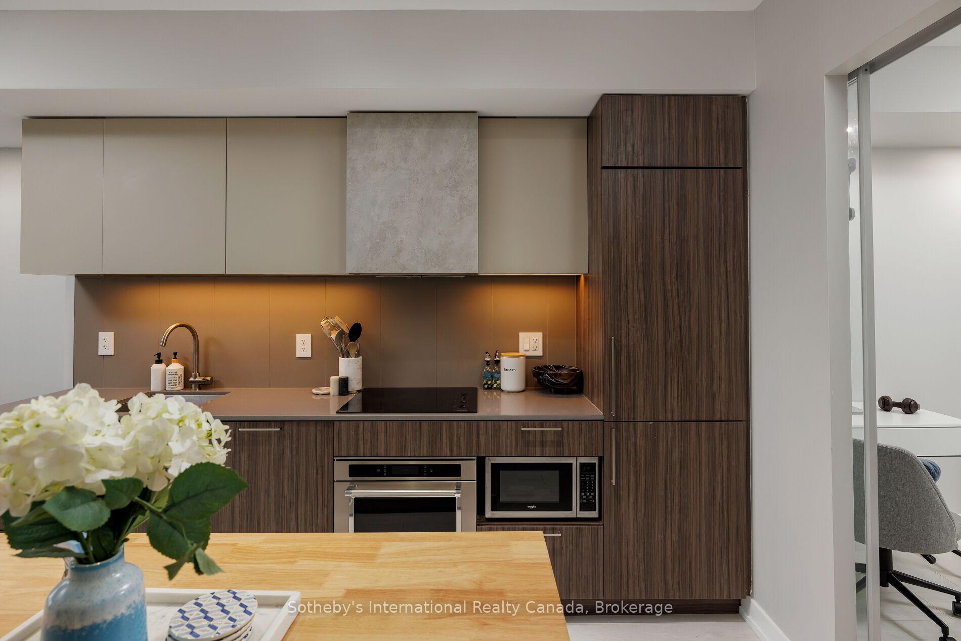3 Bedrooms Condo at 19 Western Battery,  Toronto For sale