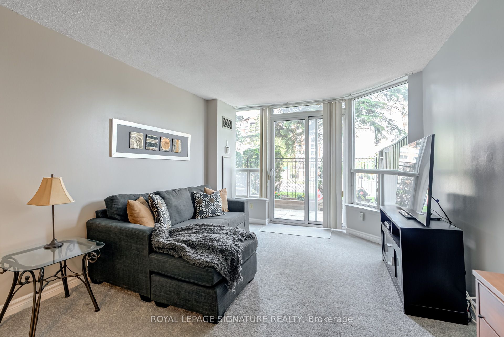 400 McLevin Avenue, #102