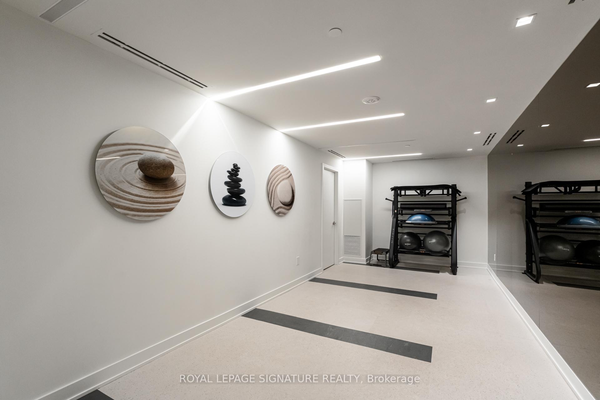 2 Bedrooms Condo at 2 Teagarden, Toronto For sale