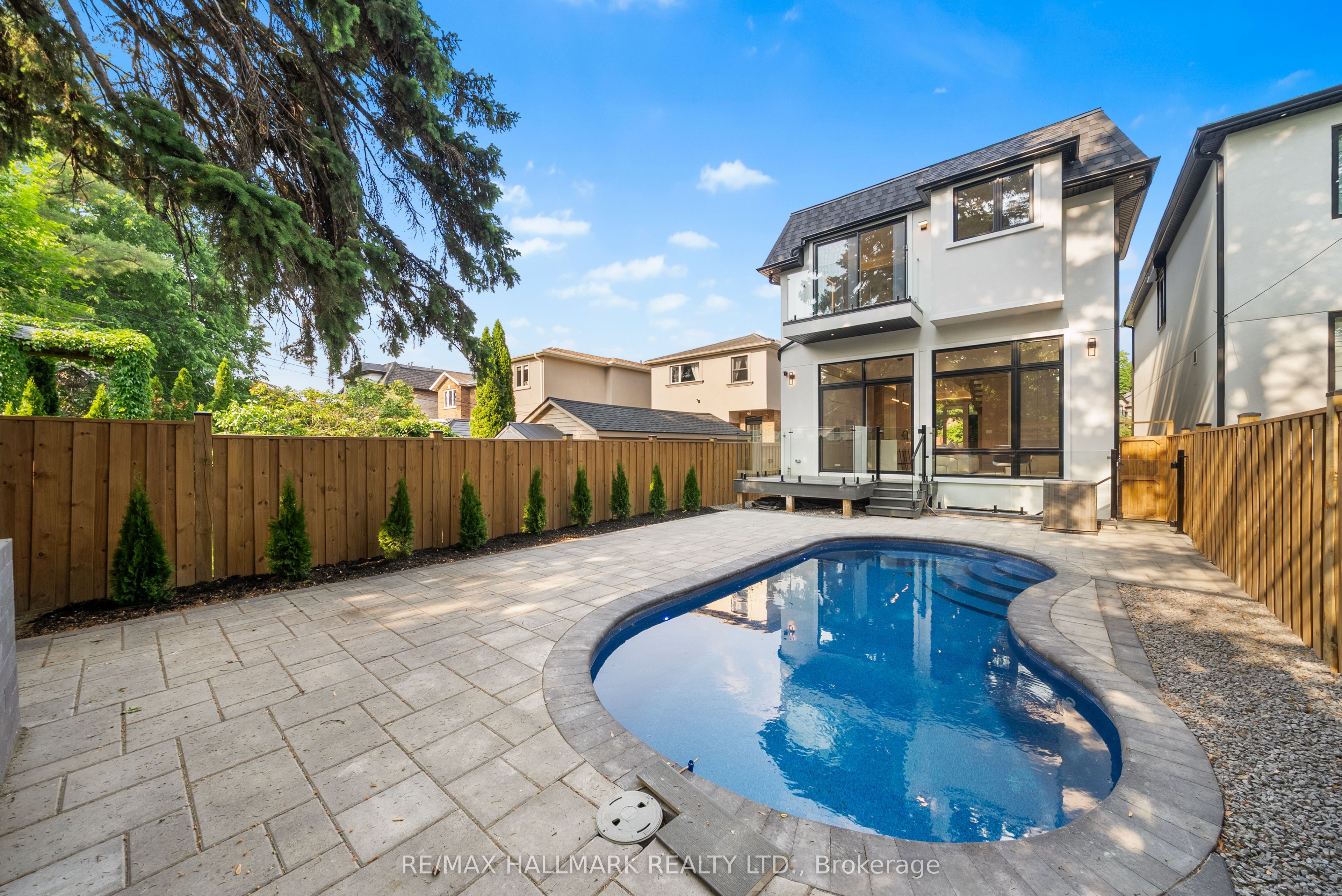 112 Randolph Road