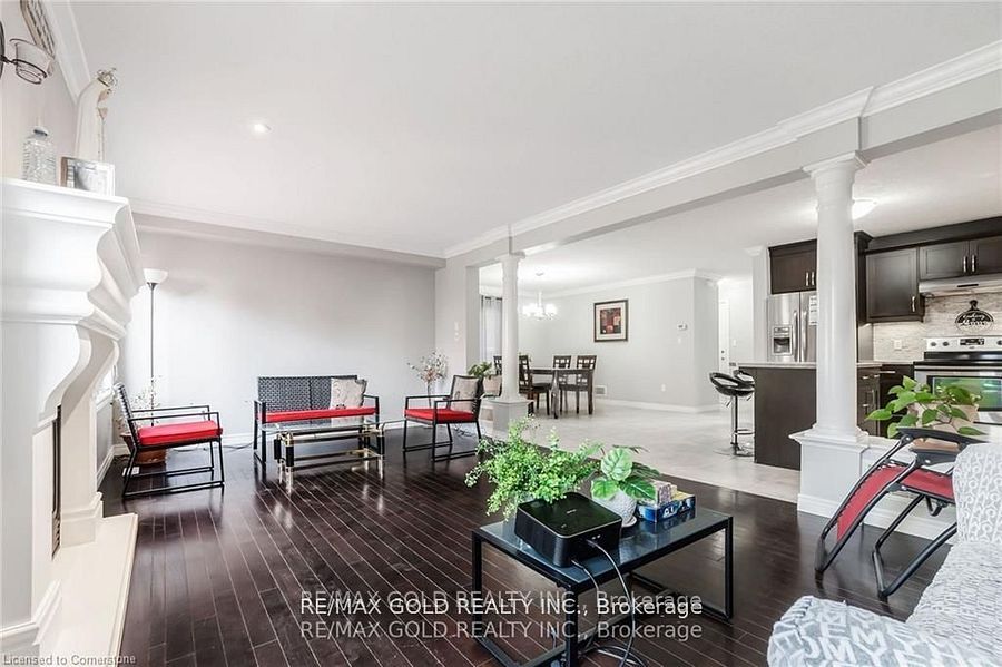712 BLACKACRES Boulevard, London North, ON N6G 0J1