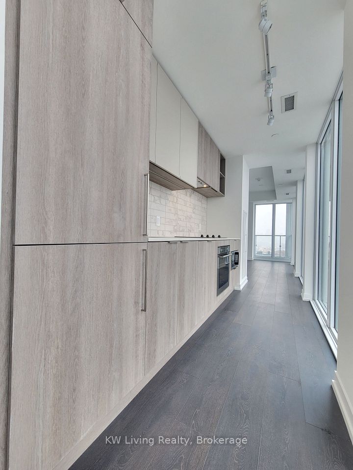2020 Bathurst Street