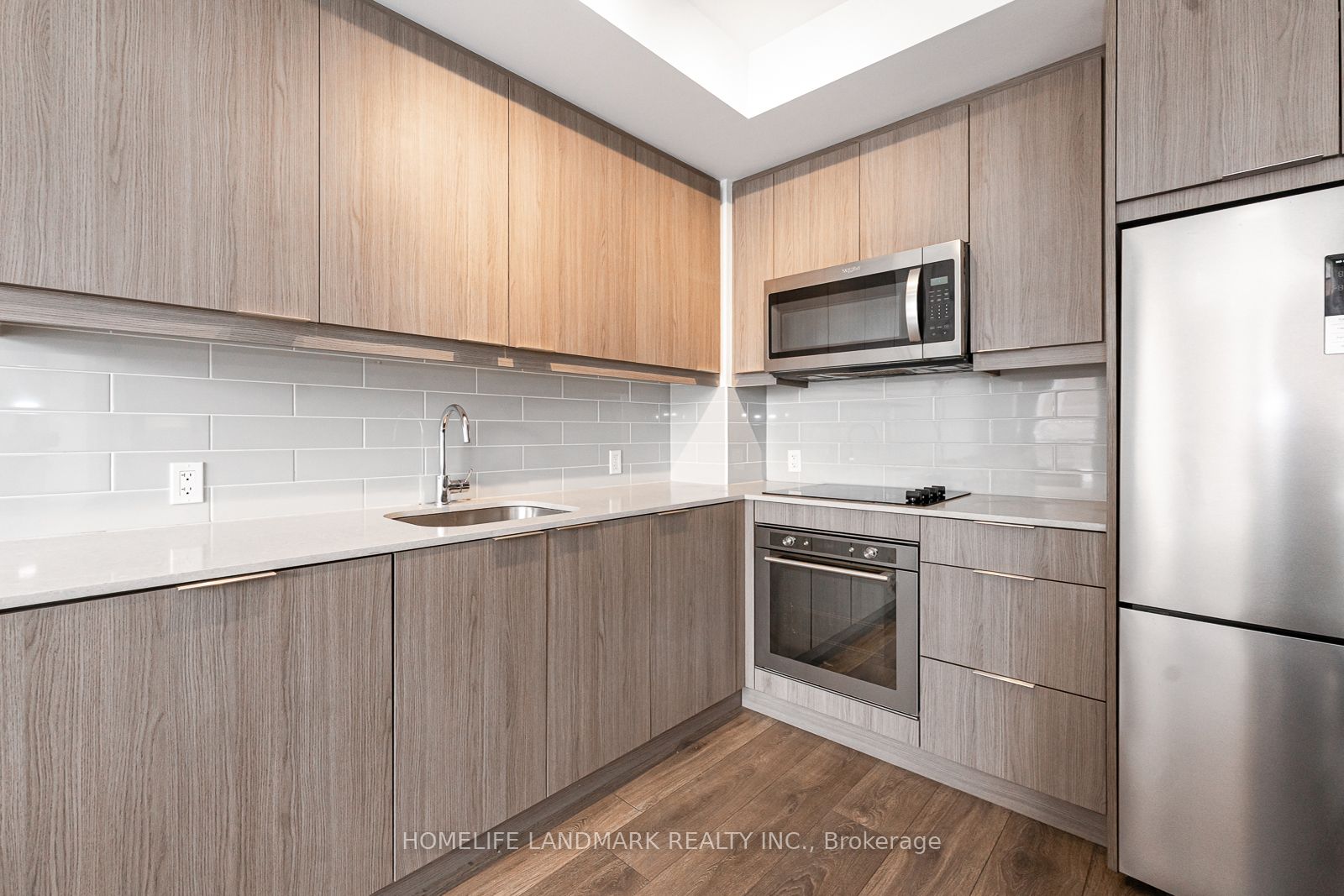32 Forest Manor Road, #210