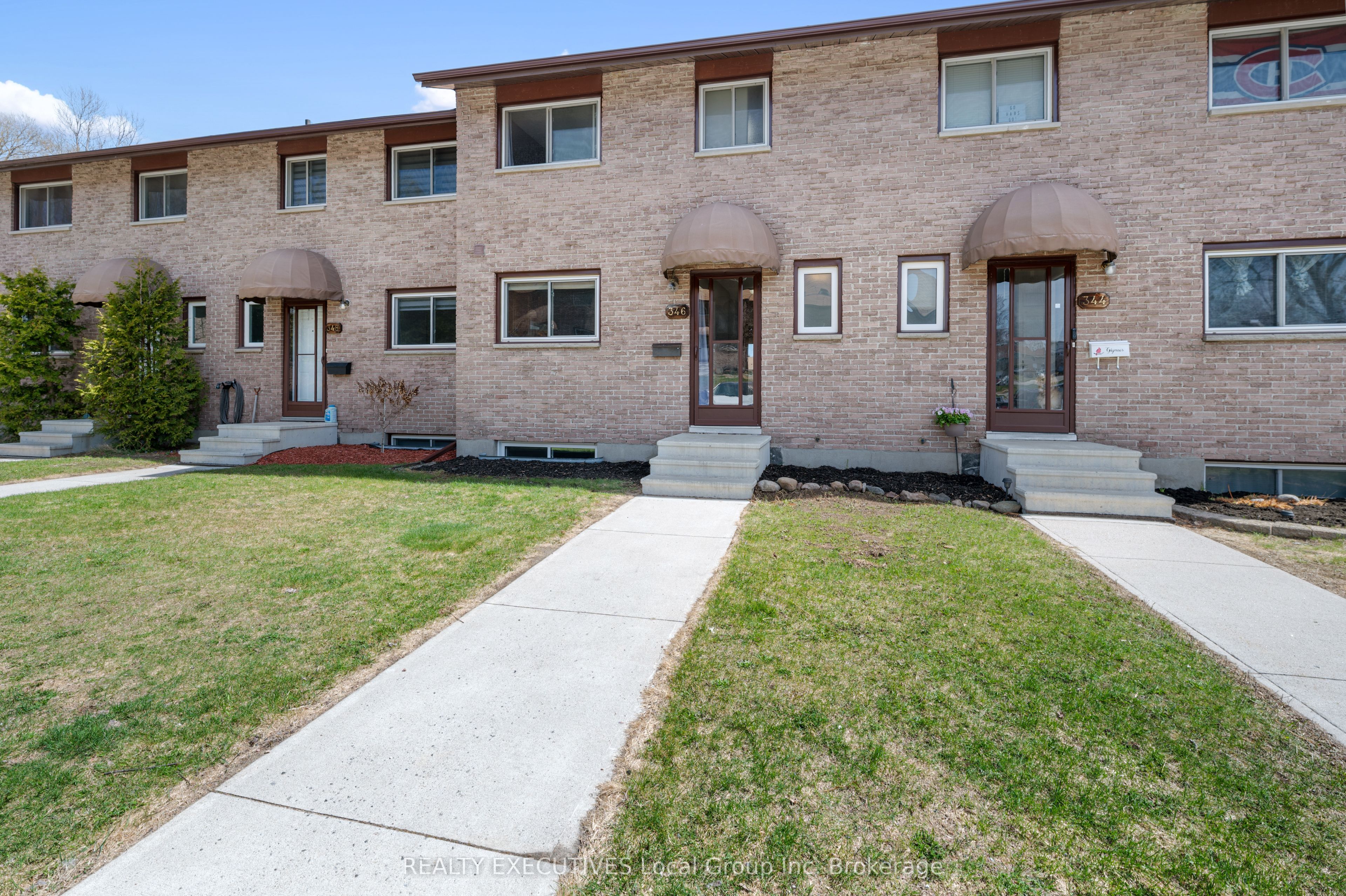 346 WICKSTEAD Avenue, #10