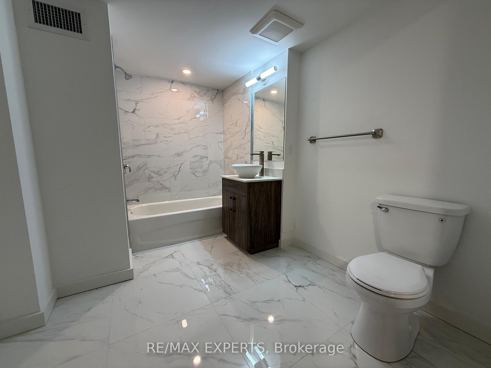 1 Bedroom Condo at 45 Connaught, Toronto For sale